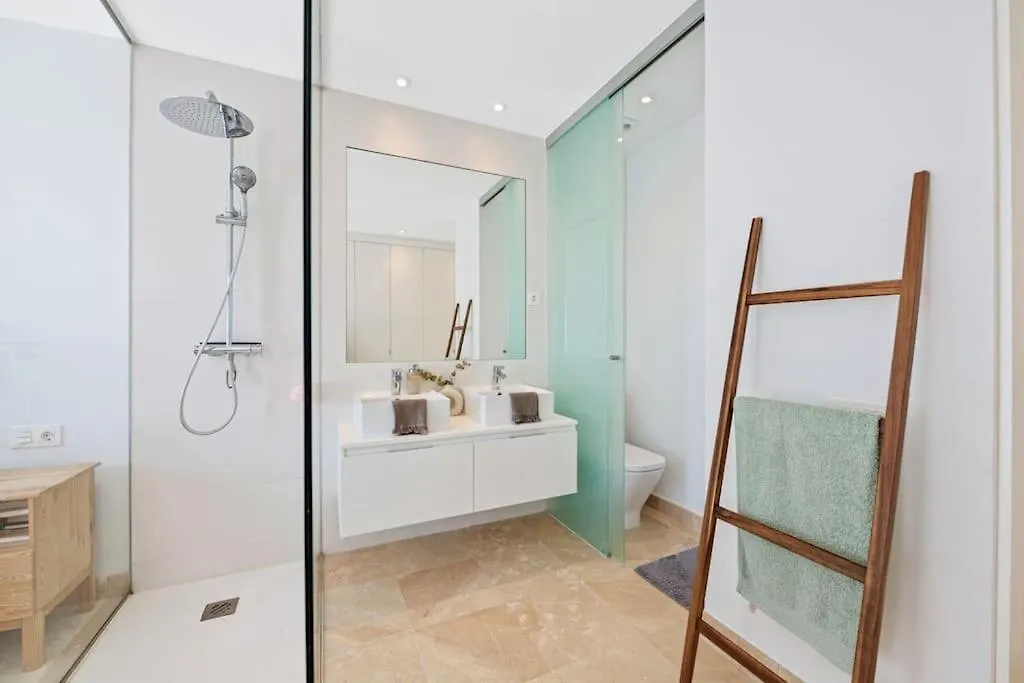 Luxury Resort 3 Bed Apartment With Pools And Gym Estepona